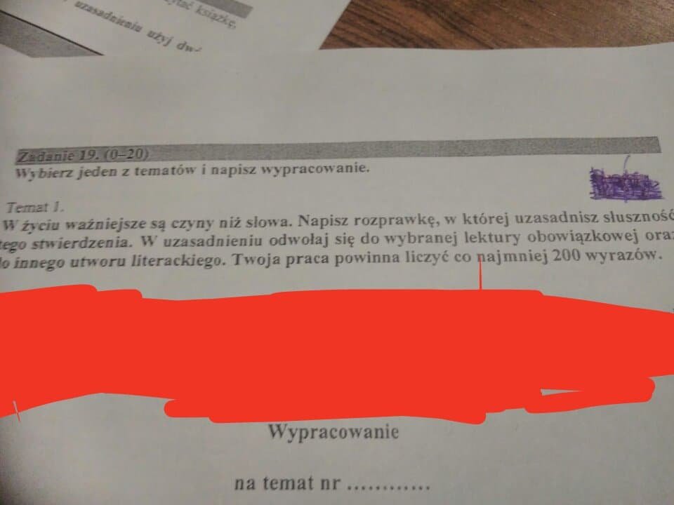 Hej mógłby ktoś mi pomóc z rozprawką.Jestem słaby w pisaniu.Z góry dziękuję.Wszystko w załączniku. - załącznik 1