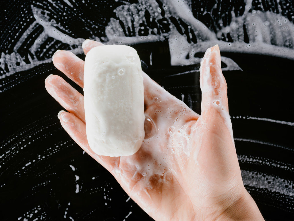 Mydło – najskuteczniejszy środek w walce z koronawirusem!