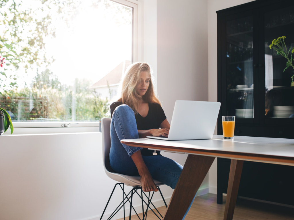 Zdalne lekcje w serwisie Opracowania.pl
