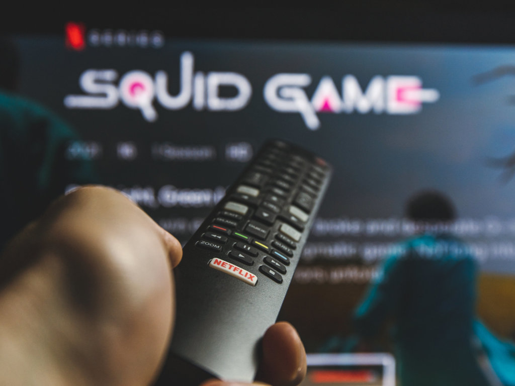 "Squid game" w Polskich szkołach. Co na to minister Czarnek?