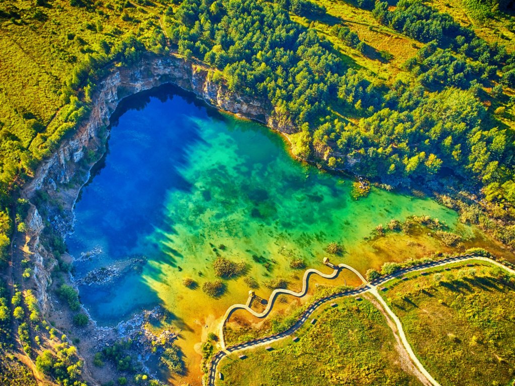 Nie uwierzysz, że to Polska. 9 niezwykłych miejsc, które zachwycają
