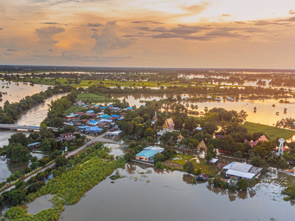 Dlaczego powodzie błyskawiczne są tak niebezpieczne? Tym obszarom grozi zalanie
