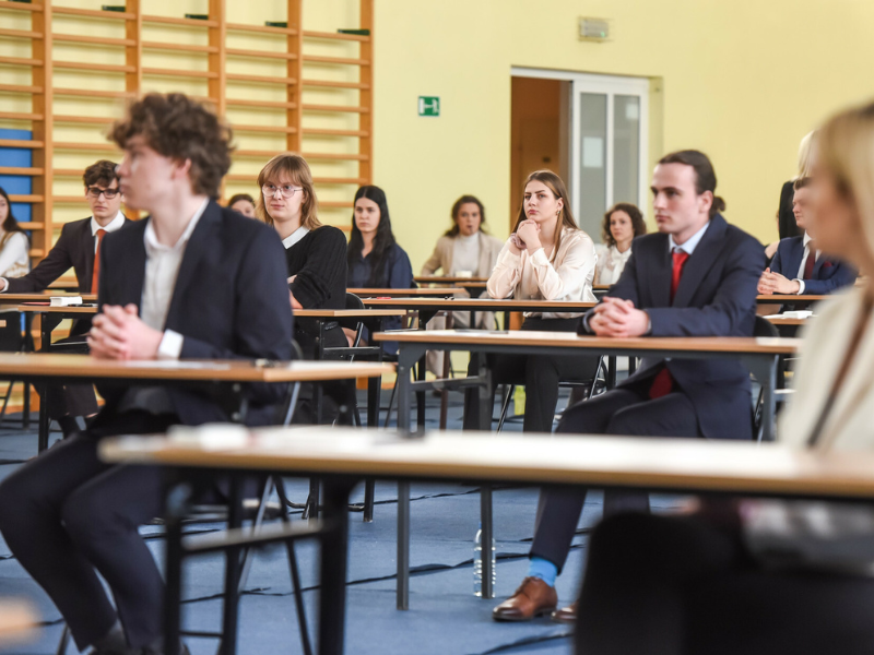 Będą kolejne zmiany w maturze 2023. CKE po analizie matur próbnych chce wprowadzić ułatwienia