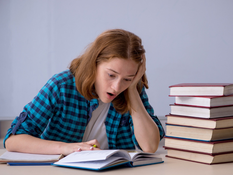 Co to jest błąd kardynalny na maturze? Czym różni się błąd kardynalny od błędu rzeczowego