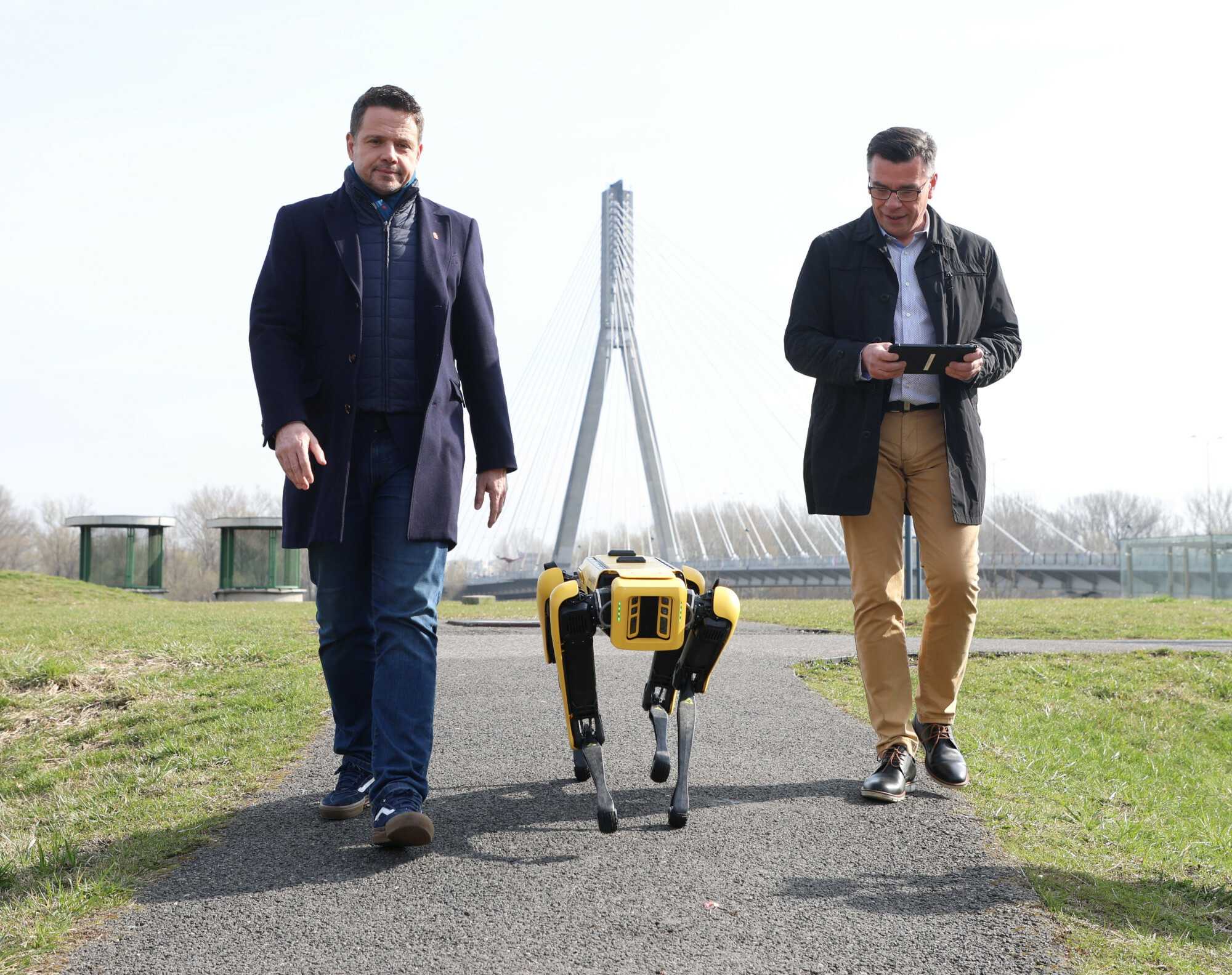 spot pies robot warszawa kopernik