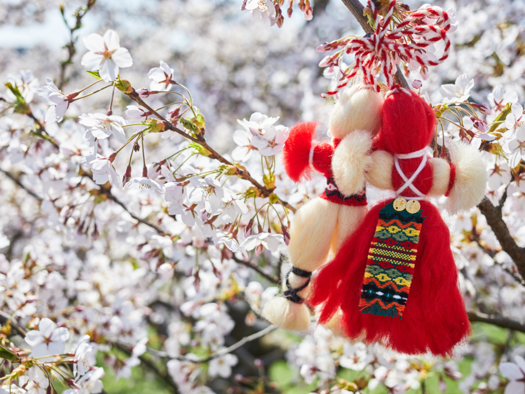 Pierwszy dzień wiosny w Europie. Jak świętują Szwajcarzy, Bułgarzy, Hiszpanie...