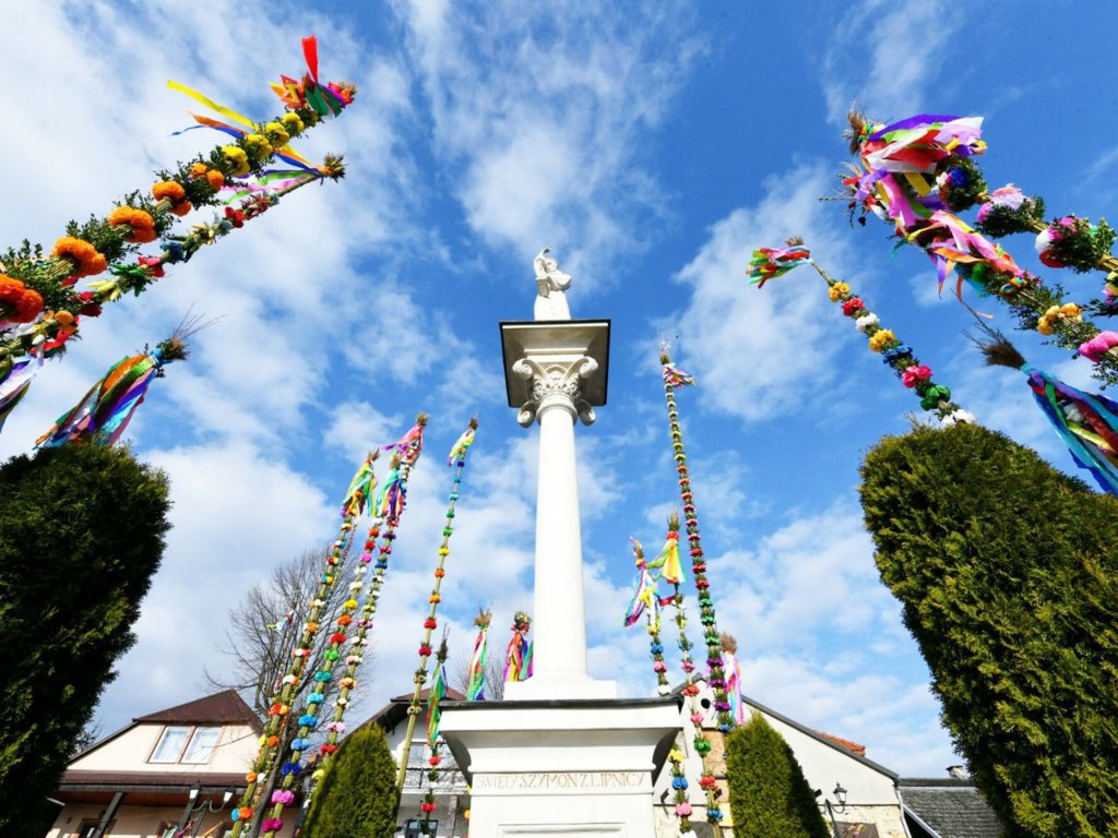 Niedziela Palmowa. Rekordowe palmy wielkanocne wysokie jak drzewa