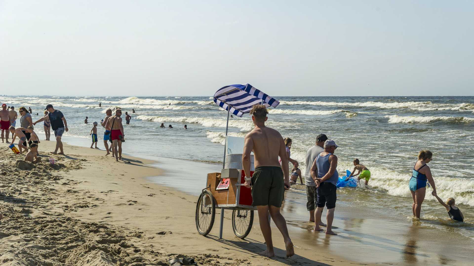 praca wakacyjna 2024 sprzedawca na plaży