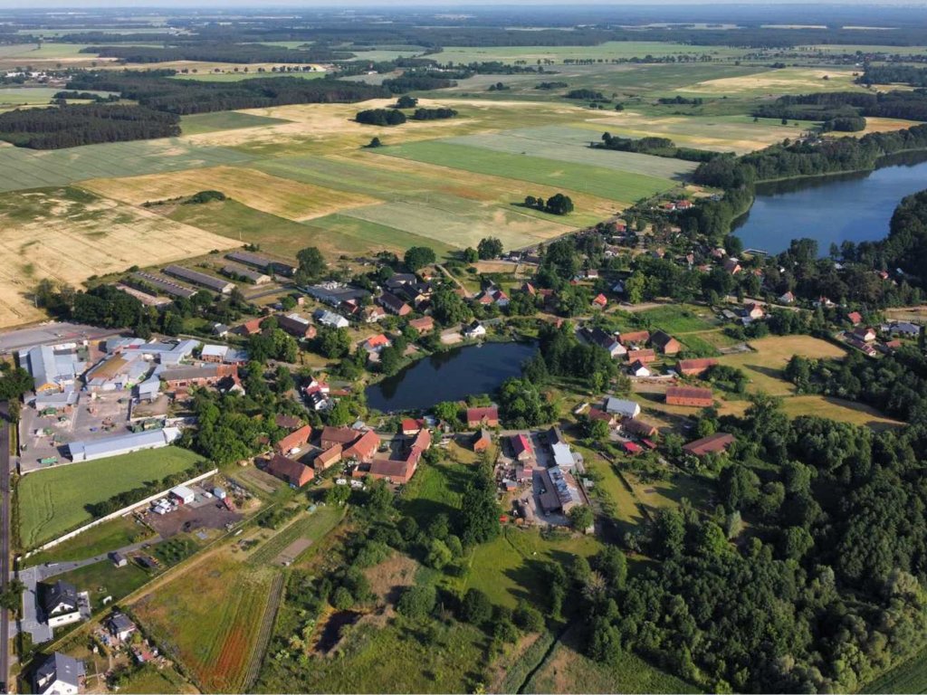 Okolnica jak statek kosmiczny. Gdzie w Polsce leżą te nietypowe miejscowości?