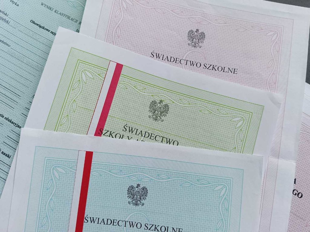 Co oznaczają kolory świadectw? Tego możesz nie wiedzieć
