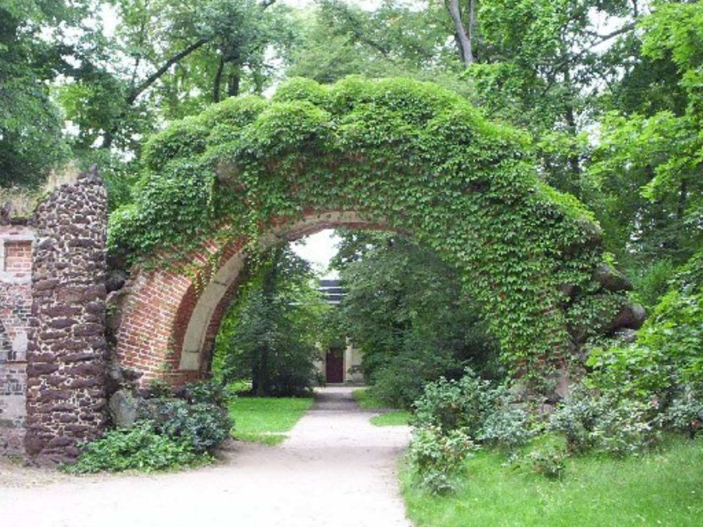 Polska Arkadia. Idealna na weekend w plenerze i romantyczny spacer