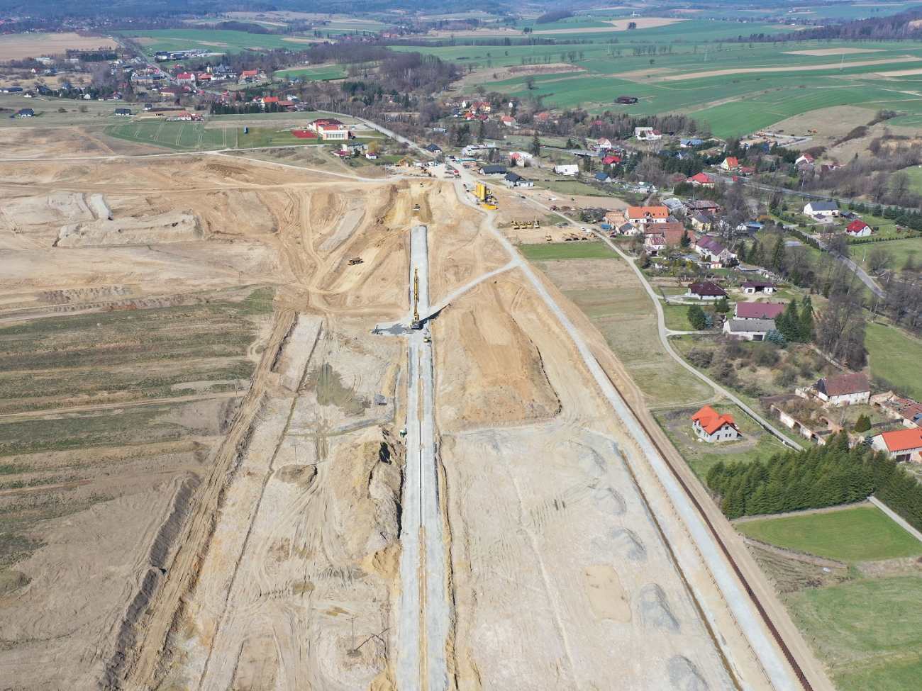 suchy zbiornik w Szalejowie Górnym