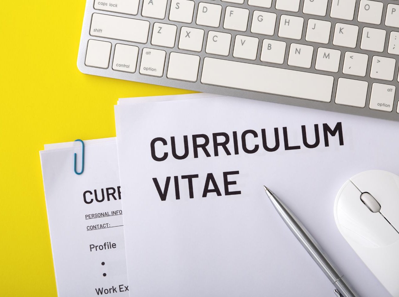 Jak napisać pierwsze CV?