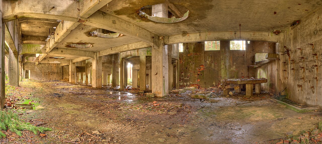 DAG_Alfred_Nobel_Krzystkowice_-_inside_panorama
