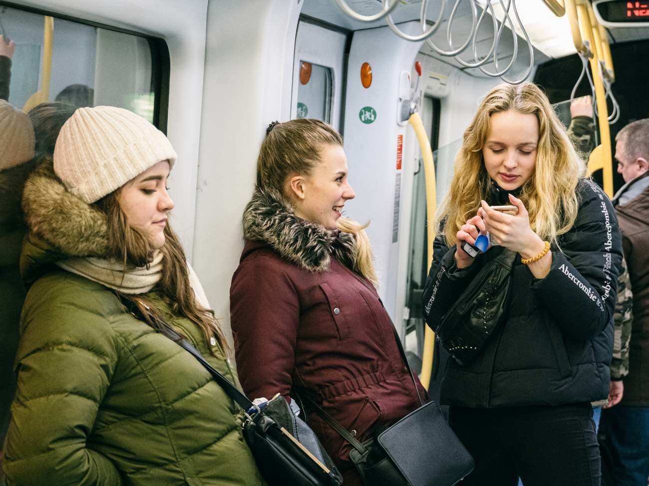 Niemieckie Młodzieżowe Słowo Roku 2024 wybrane. Co oznacza „aura”?