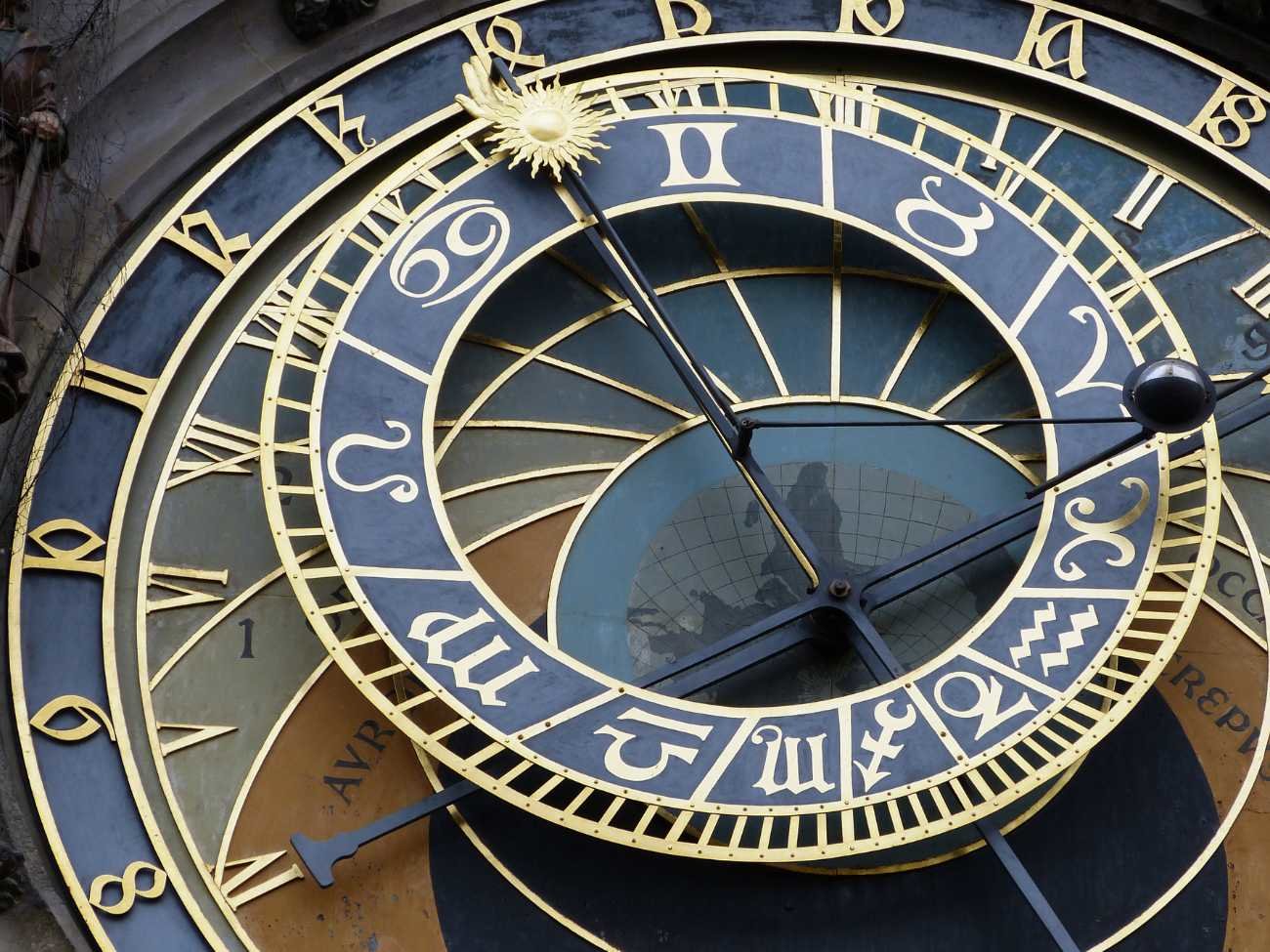 Zegar astronomiczny w Pradze. Jedyny odmierza trzy rodzaje czasu