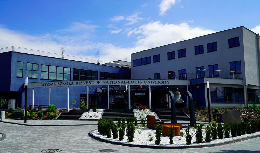 Ostatnie wolne miejsca na jednej z najstarszych niepublicznych uczelni w Polsce!