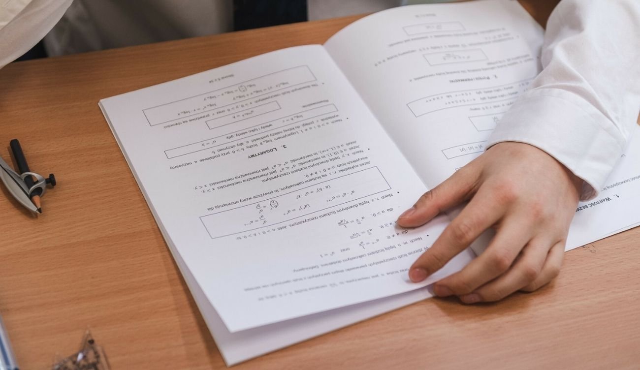 Próbna matura 2026 z chemii. Sprawdź arkusz CKE z rozwiązaniami
