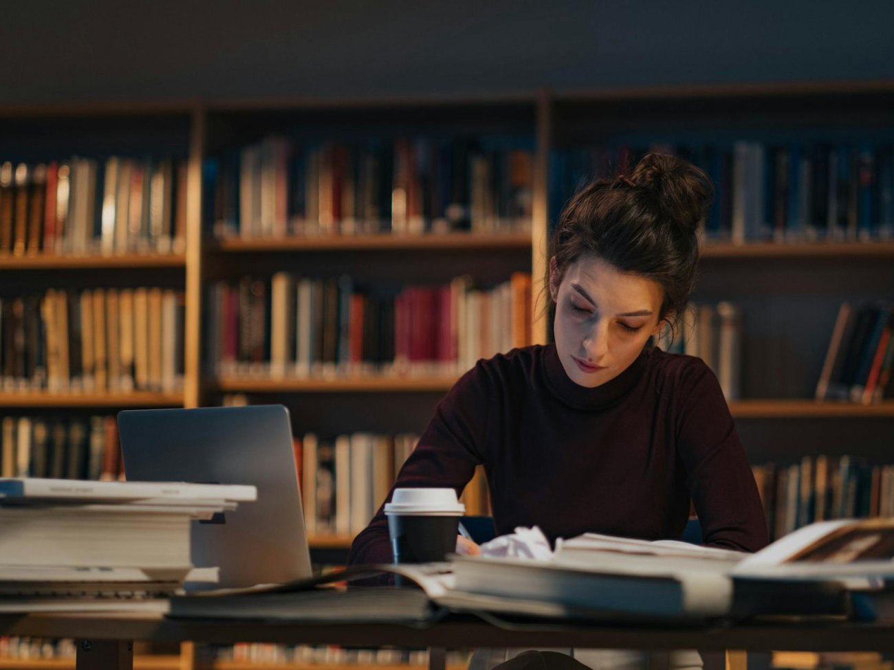 Jak sfinansować kursy na studiach? Sprawdzone sposoby, gdy budżet studenta się nie spina