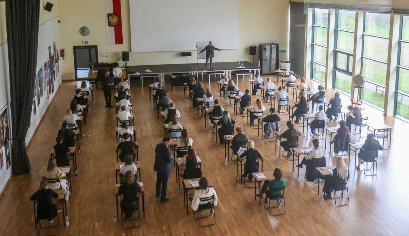 Matura 2026 z matematyki rozszerzonej. Arkusz maturalny CKE z odpowiedziami