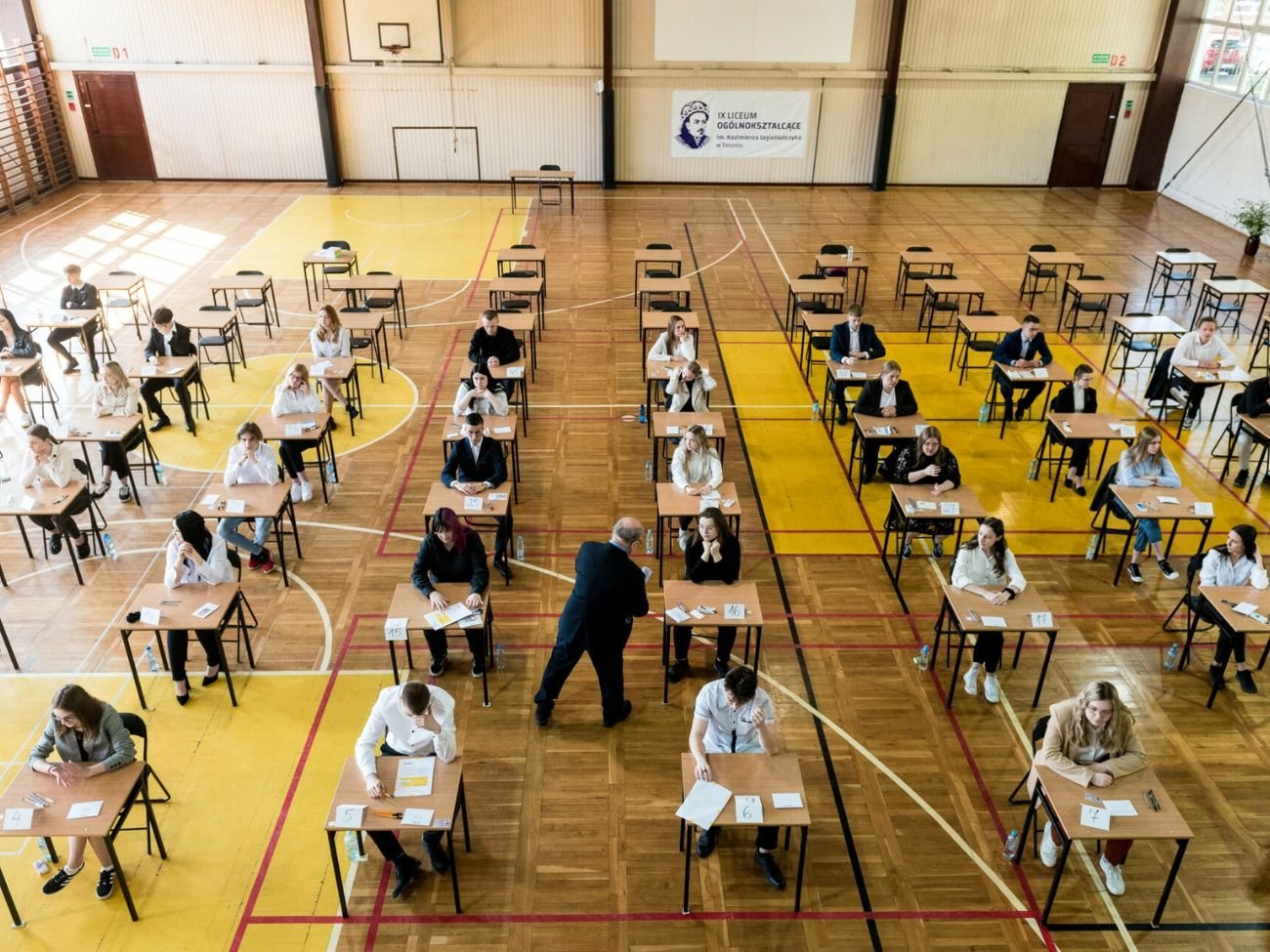 Matura 2026 z fizyki. Arkusz maturalny CKE z odpowiedziami